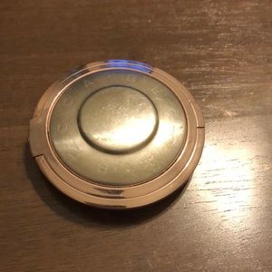 Gently used Becca Highlighter Vanilla Quartz